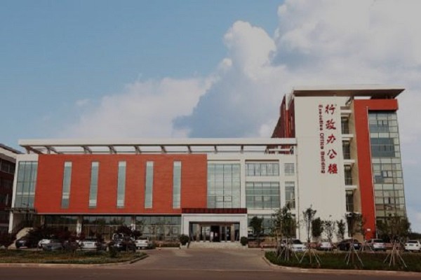 山東醫學高等??茖W校樓宇智能化系統項目。 山東醫學高等??茖W校樓宇智能化系統項目。